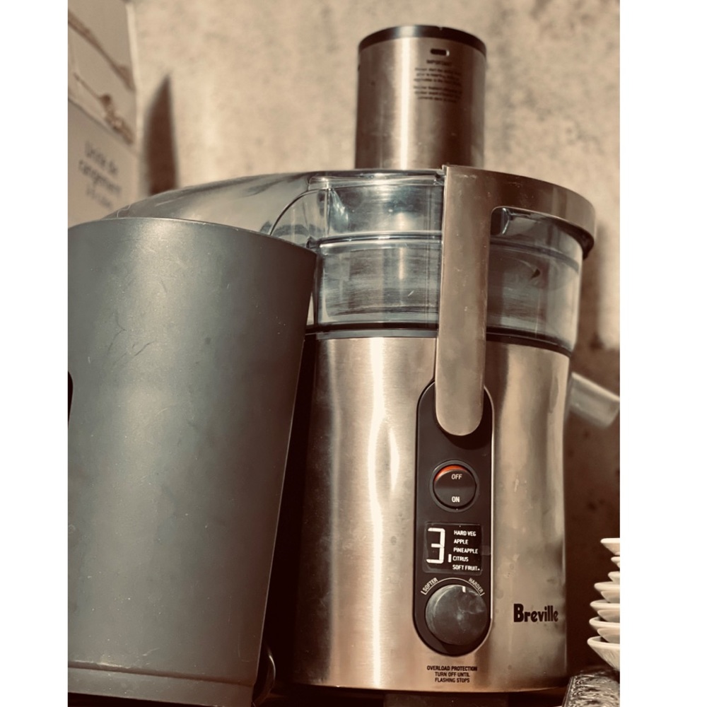 Breville Juicer